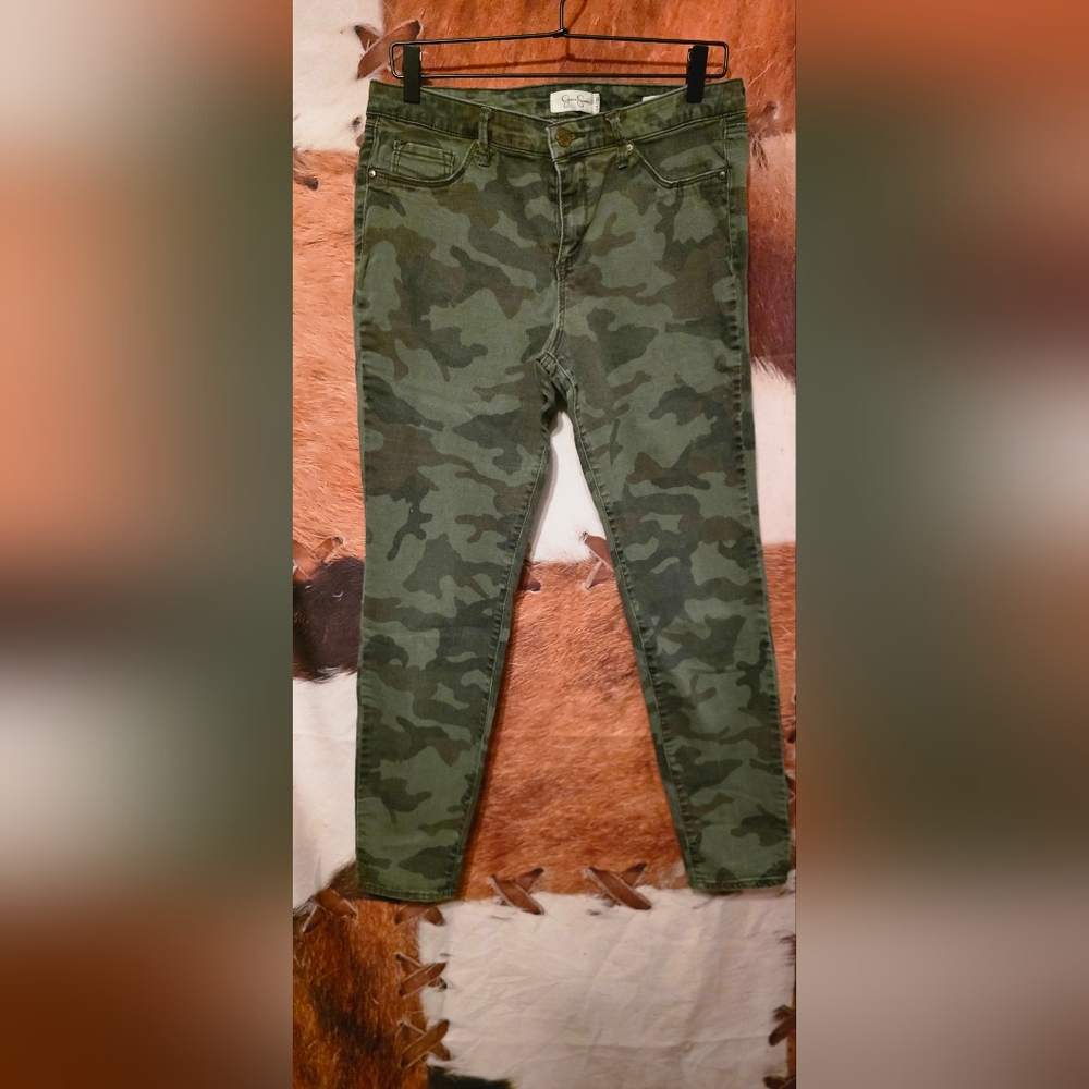Jessica Simpson Green Camo Skinny Jeans